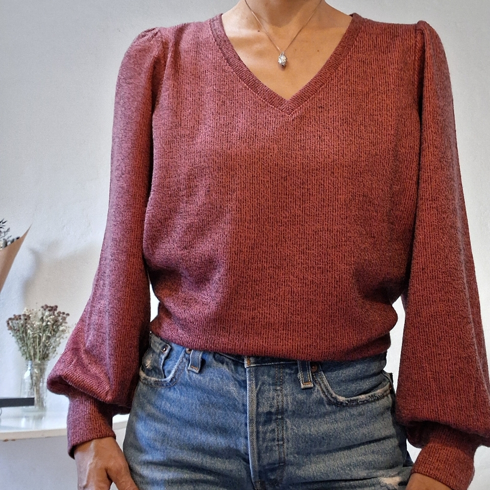 Puff Sleeve Raspberry Pink V-Neck Sweater - Picture 7 of 7